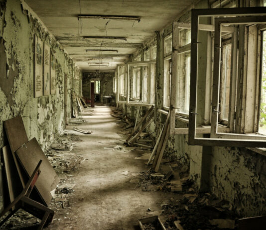 15 Ciudades abandonadas del mundo | Habitadas por la nada Ciudades Abandonadas
