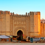 Puerta a la medina de Fez, Marruecos