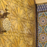 Fez, puerta de palacio real. Marruecos.