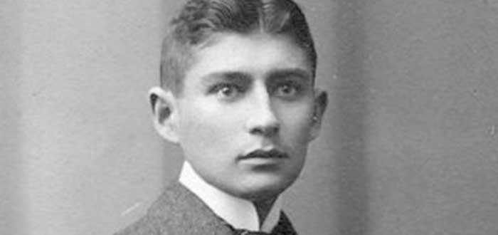 Quién fue Franz Kafka | Vida, Obras y Curiosidades