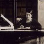 Quién fue María Moliner | La mujer que con un lápiz escribió un diccionario