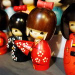 Símbolos Japoneses. Los amuletos de la mitología japonesa. Kokeshi