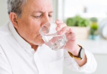 ¿Qué pasa si bebes mucha agua? | ¡Podrías enfermarte! ¿Qué pasa si bebes mucha agua? | ¡Podrías enfermarte!