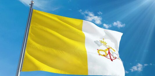 bandera del vaticano