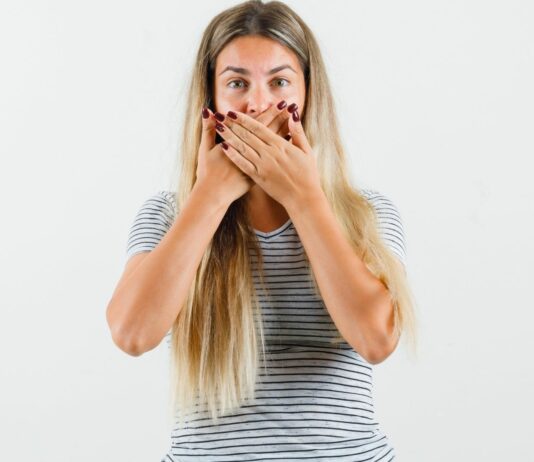 ¿Cómo detectar mentiras? | Gestos en los que debes fijarte Cómo detectar mentiras