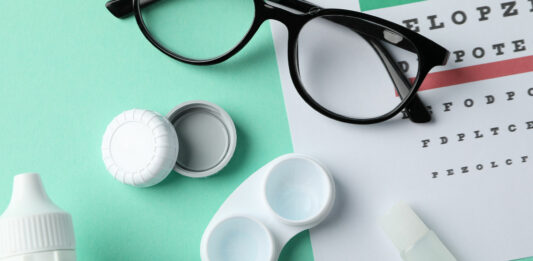 es malo dormir con lentillas