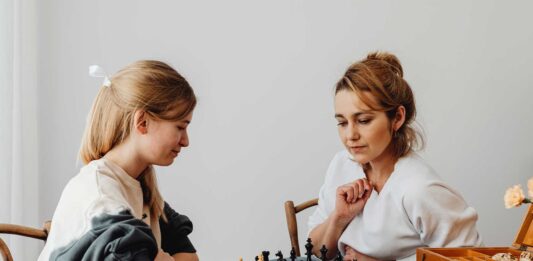 Juegos para dos personas: cuando la diversión se comparte juegos dos personas