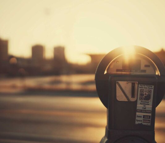 5 Ventajas de pagar en parquímetros con el móvil