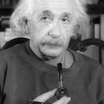 einstein-fumando-pipa