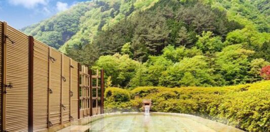 ¿Cuál fue el primer hotel del mundo?: Conoce su historia ¿Cuál fue el primer hotel del mundo?