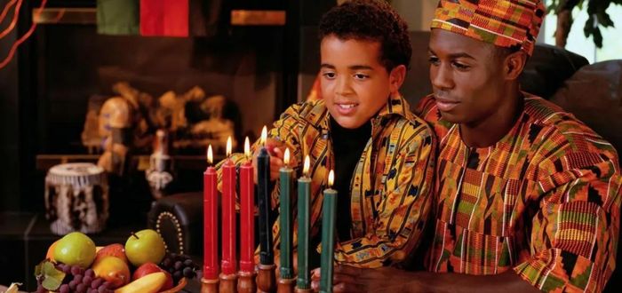 candelabro para la celebración de Kwanzaa