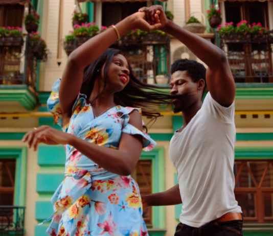 La historia de la salsa | ¿Cuál es su origen y cómo ha evolucionado? historia de la salsa