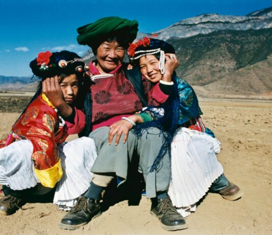 Los Mosuo en China | El matriarcado en el Tíbet Los Mosuo en China