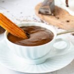 chocolate-caliente-con-churros