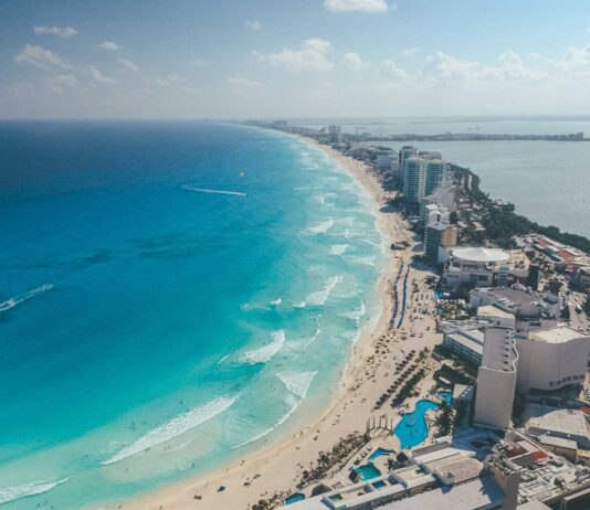 vacaciones-en-mexico-entre-juegos-en-linea-y-tardes-de-playa