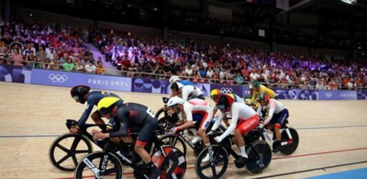 El relevo al compañero como principal arma de la Madison en ciclismo en pista como-funciona-la-madison-en-el-ciclismo-en-pista